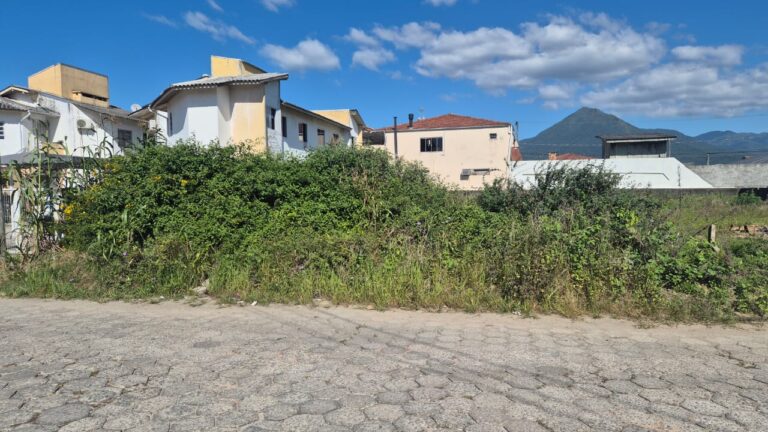 TERRENO-ARIRIU-1